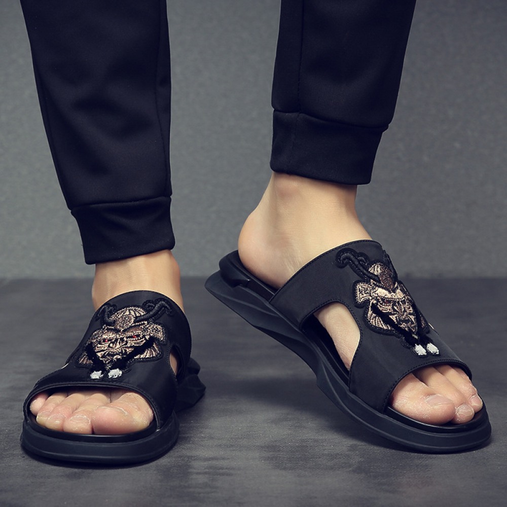 Summer Men's Embroidered Cloth Surface Sandals Open Toe